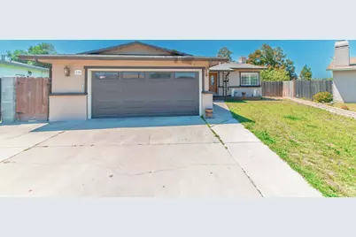 336 Rainier Dr, Salinas, CA 93906 - Photo 2