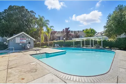 354 Shadow Run Dr, San Jose, CA 95110 - Photo 10