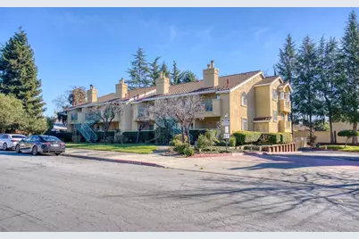 210 Sunnyhills Ct, Milpitas, CA 95035 - Photo 2