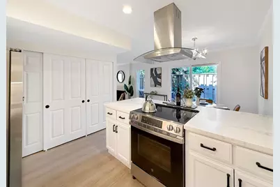 125 Connemara Way 98, Sunnyvale, CA 94087 - Photo 24