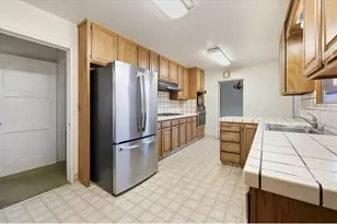 643 Jay St, Los Altos, CA 94022 - Photo 14