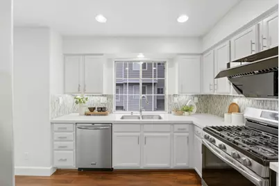 7 Chart Ln, Redwood City, CA 94065 - Photo 16