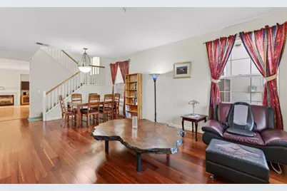 714 Arce St, Watsonville, CA 95076 - Photo 2