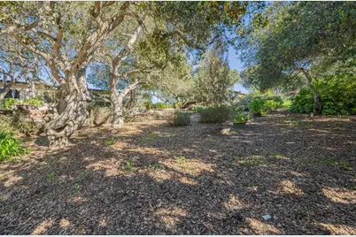 9525 S Century Oak Rd, Salinas, CA 93907 - Photo 36