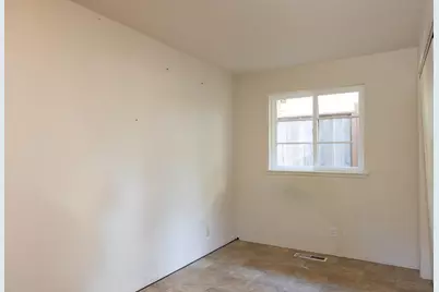 1215 Miles Ave, Pacific Grove, CA 93950 - Photo 10