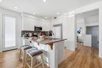 1622 Salamoni Ct, San Jose, CA 95133 - Photo 12