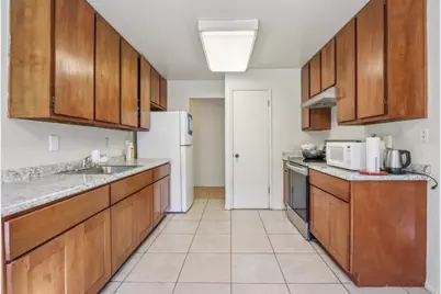 146 Damsen Dr, San Jose, CA 95116 - Photo 6