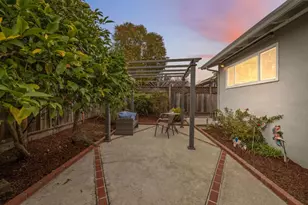 208 Germaine Ave, Santa Cruz, CA 95065 - Photo 30