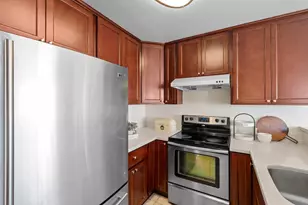 1392 Meadow Ridge Cir, San Jose, CA 95131 - Photo 14