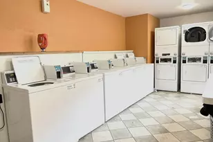 130 Monte Verano Ct, San Jose, CA 95116 - Photo 32