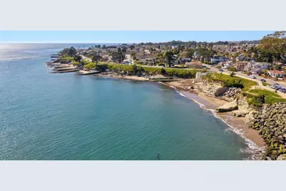 1122 W Cliff Dr, Santa Cruz, CA 95060 - Photo 6