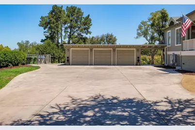 730 Mora Dr, Los Altos, CA 94024 - Photo 22