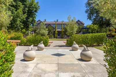 2272 Towne Cir, Mountain View, CA 94040 - Photo 20