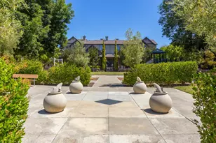 2272 Towne Cir, Mountain View, CA 94040 - Photo 20