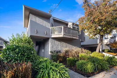 552 Walnut St, San Carlos, CA 94070 - Photo 2