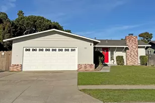 438 Seminole Way, Salinas, CA 93906 - Photo 2