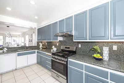 939 Oakes St, East Palo Alto, CA 94303 - Photo 8