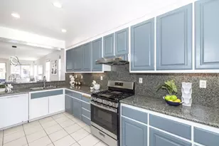 939 Oakes St, East Palo Alto, CA 94303 - Photo 8