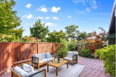 680 Hamilton Ln, Santa Clara, CA 95051 - Photo 4