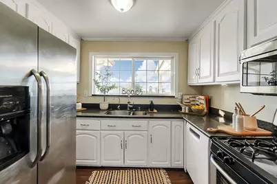 12 Shawnee Ct, Seaside, CA 93955 - Photo 2