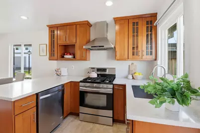 3060 Ironside Ct, San Jose, CA 95132 - Photo 8