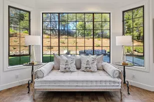 1080 Macadamia Dr, Hillsborough, CA 94010 - Photo 12