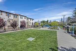 125 Fairchild Dr, Mountain View, CA 94043 - Photo 44