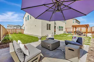 2041 Camden St, Hollister, CA 95023 - Photo 38