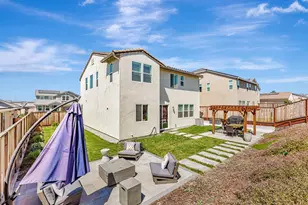 2041 Camden St, Hollister, CA 95023 - Photo 44