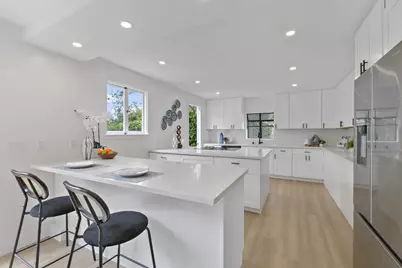 60 Stonecrest Dr, San Francisco, CA 94132 - Photo 10