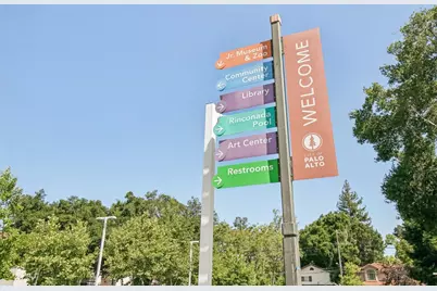 2200 Saint Francis Dr, Palo Alto, CA 94303 - Photo 118