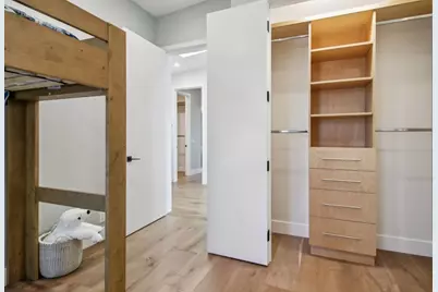 2200 Saint Francis Dr, Palo Alto, CA 94303 - Photo 60