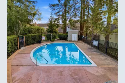 210 Elm Wood Ct, Los Gatos, CA 95032 - Photo 56