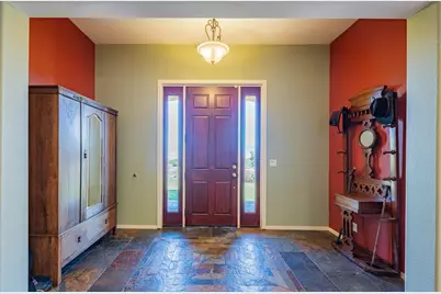 300 Mesa Rd, Salinas, CA 93908 - Photo 12