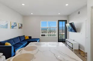 382 Llano De Los Robles Ave 3, San Jose, CA 95136 - Photo 4