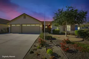 30 Tyler Ct, Hollister, CA 95023 - Photo 2