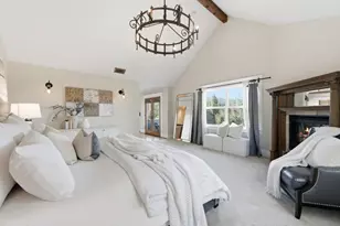 1353 Edgewood Rd, Redwood City, CA 94062 - Photo 22