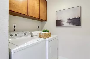 856 La Barbera Dr, San Jose, CA 95126 - Photo 22