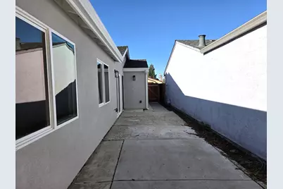 1932 Luby Dr, San Jose, CA 95133 - Photo 26