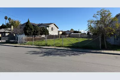 1553 State St, Alviso, CA 95002 - Photo 2