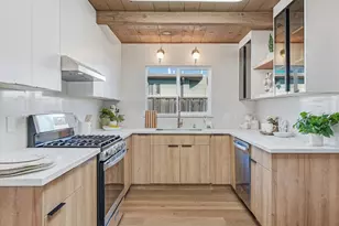 136 Lawton Dr, Milpitas, CA 95035 - Photo 2