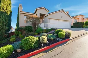 2545 Fox Ridge Dr, Castro Valley, CA 94546 - Photo 2