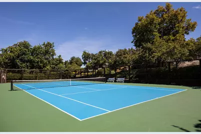 2 Hallmark Cir, Menlo Park, CA 94025 - Photo 36