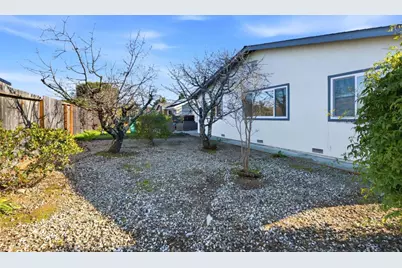 2712 Hallmark Dr, Belmont, CA 94002 - Photo 30