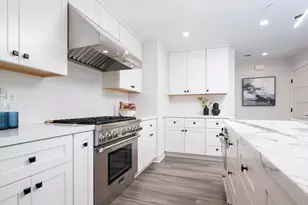 30 Calaveras Ct, Hillsborough, CA 94010 - Photo 18