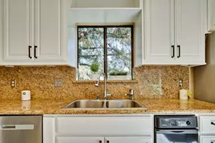 425 N El Camino Real 203, San Mateo, CA 94401 - Photo 18