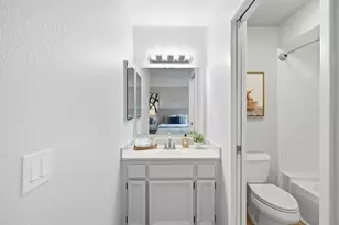 18935 Sara Park Cir, Saratoga, CA 95070 - Photo 12