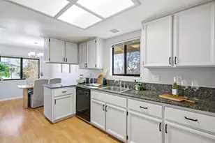 18935 Sara Park Cir, Saratoga, CA 95070 - Photo 4