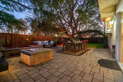 600 Bainbridge St, Foster City, CA 94404 - Photo 2