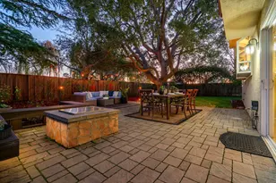 600 Bainbridge St, Foster City, CA 94404 - Photo 2